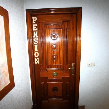 Pension Como En Casa Rincon de Soto Экстерьер фото